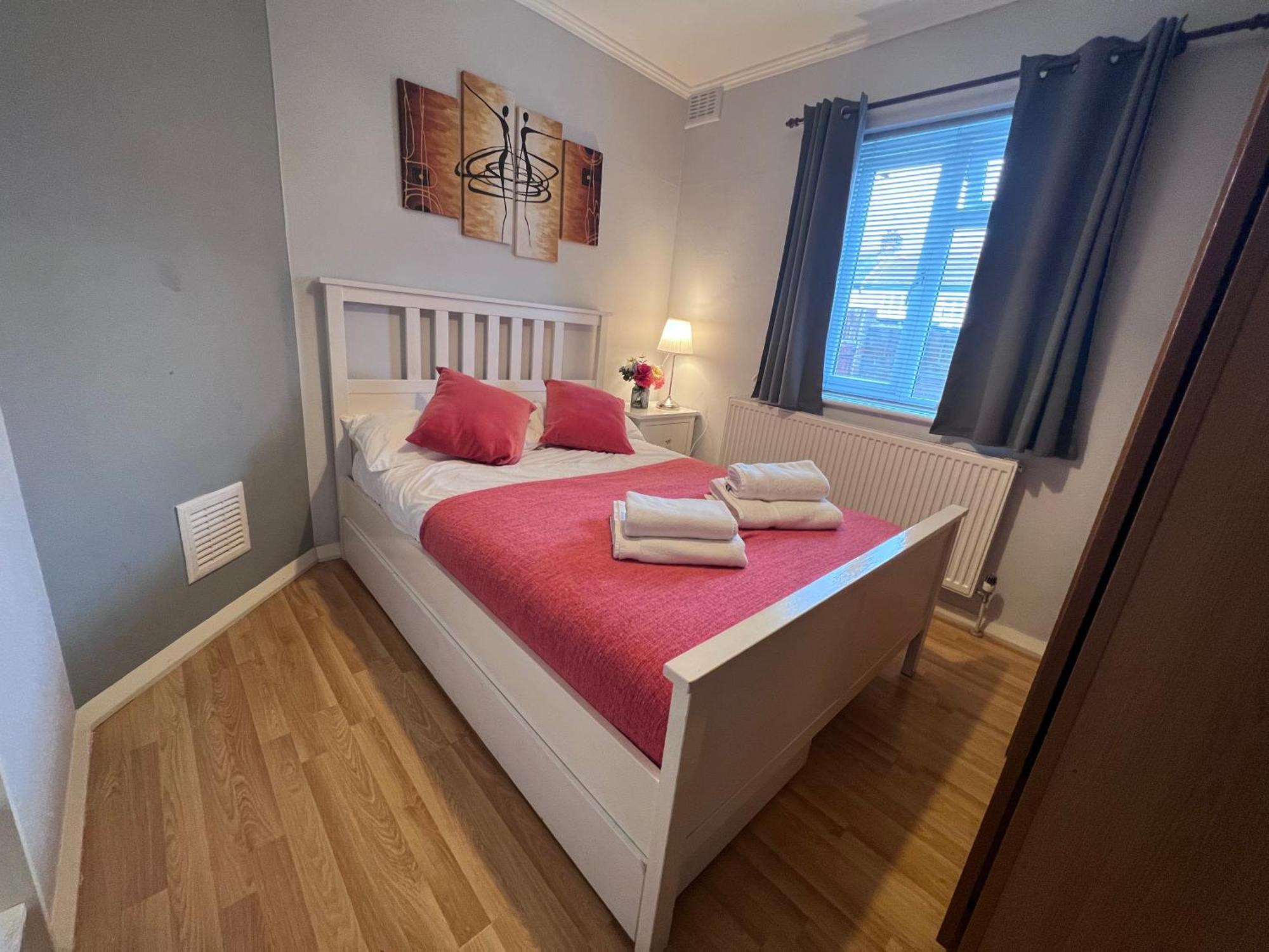 Croydon Apartment With Parking London Exterior photo